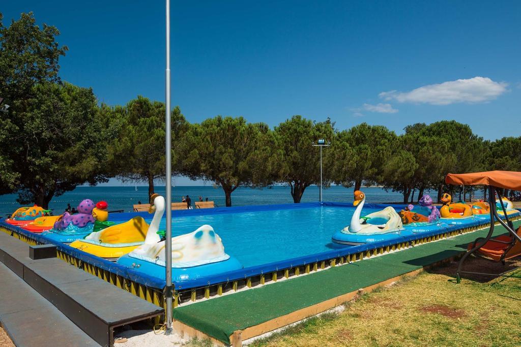 Happy Camp Mobile Homes In Camping Park Umag كاريغادور المظهر الخارجي الصورة