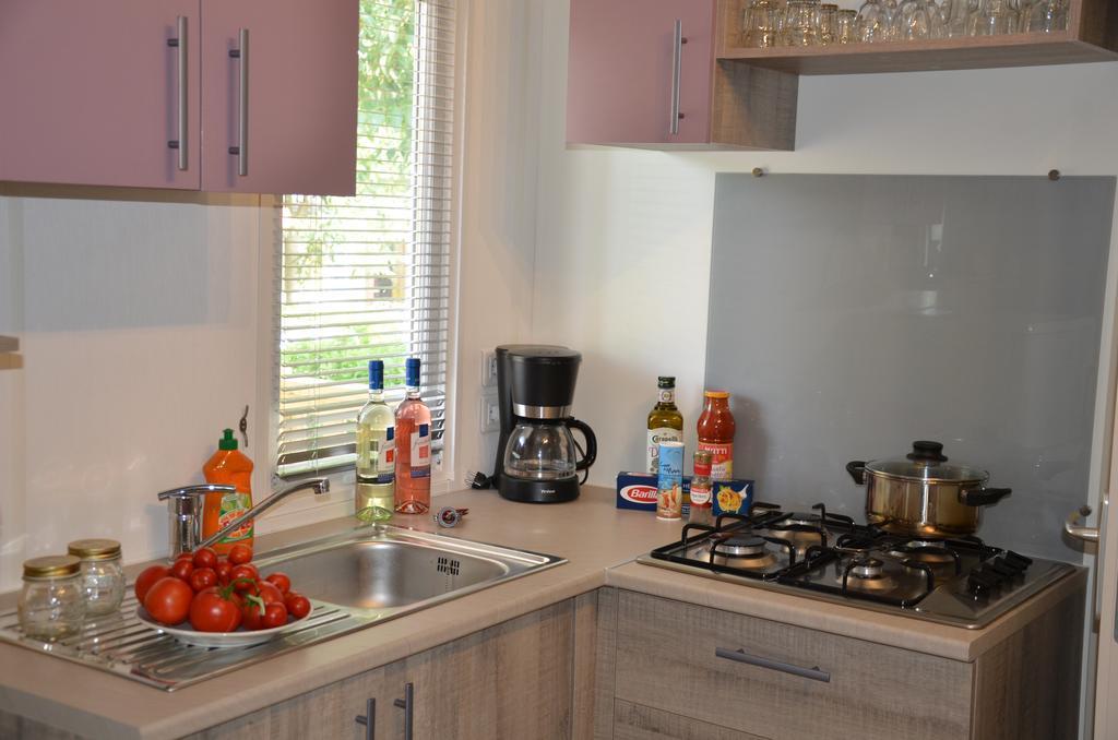 Happy Camp Mobile Homes In Camping Park Umag كاريغادور المظهر الخارجي الصورة